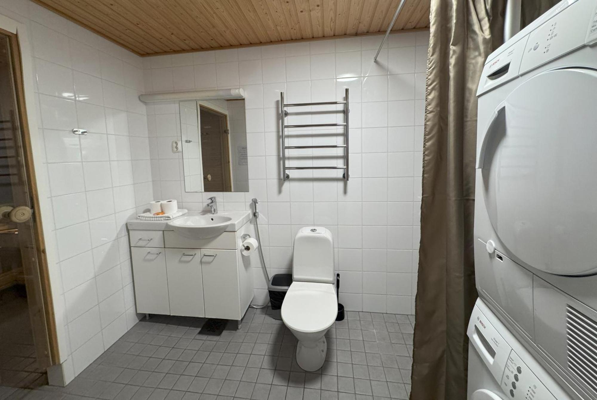 Gella Canalside Apartments With Sauna And Balcony In Address Saukonpaadenranta 4 Helsínquia Exterior foto